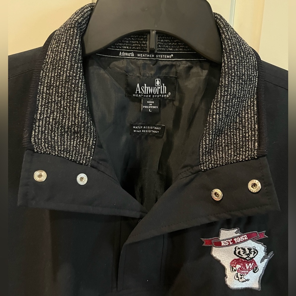 Ashworth Univ of Wisconsin Badger Weather Systems Water & Wind Resistant Jacket